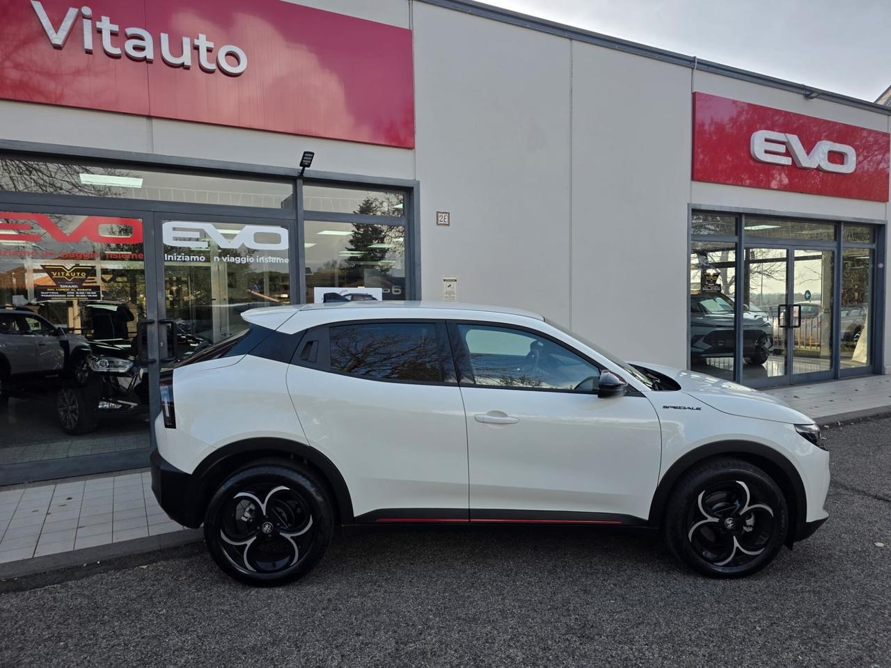 Alfa Romeo Junior 1.2 136 CV Hybrid eDCT6 Speciale