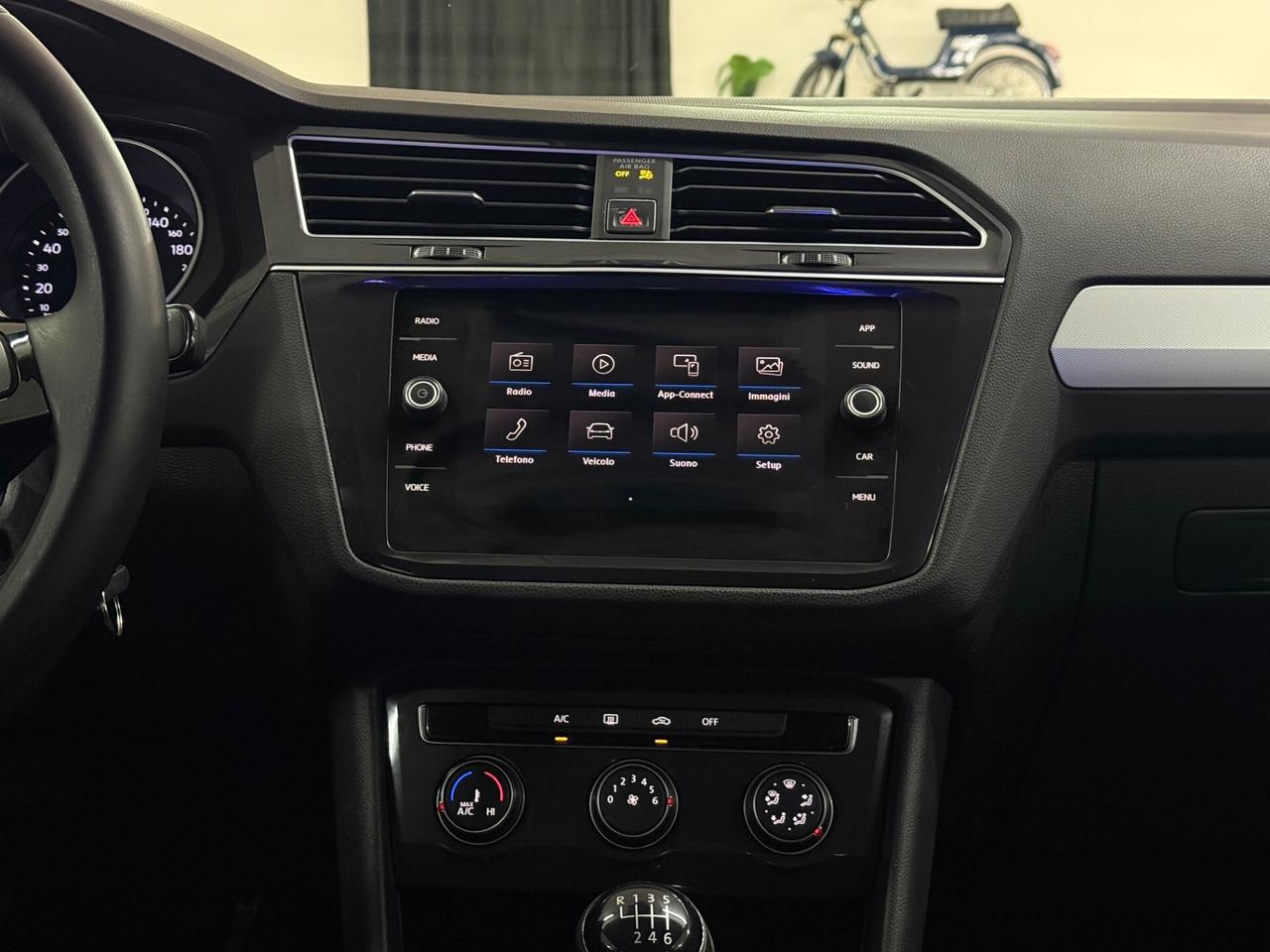 VOLKSWAGEN Tiguan 2019 1.6 TDI 116cv Bluemotion