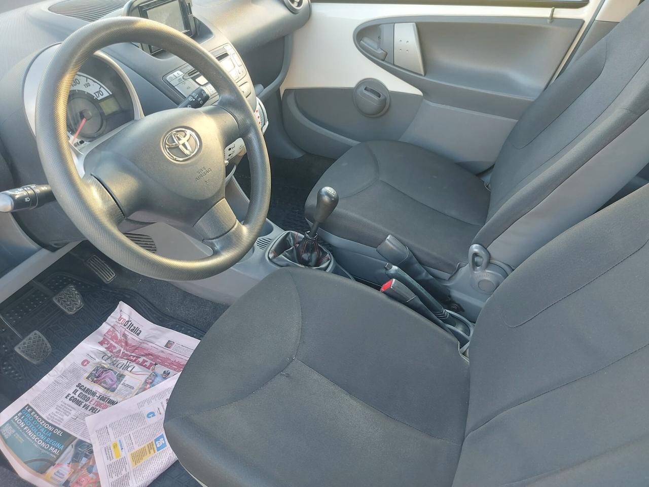 Toyota Aygo 1.0 12V VVT-i 3 porte Now Connect