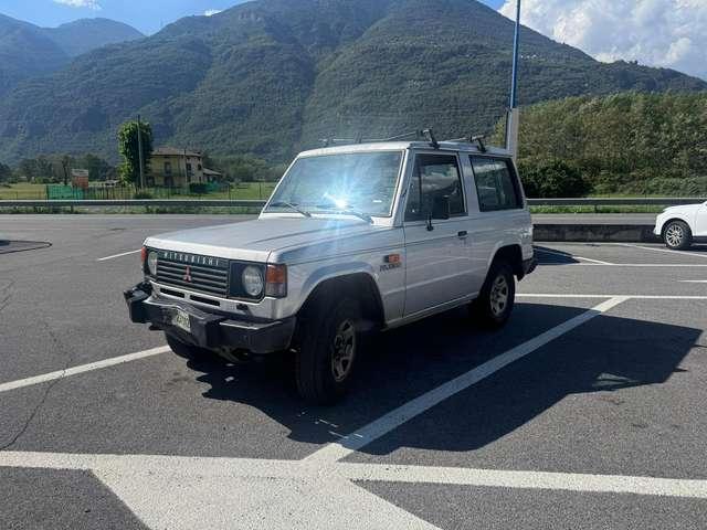 Mitsubishi Pajero Metal Top 2.4 td