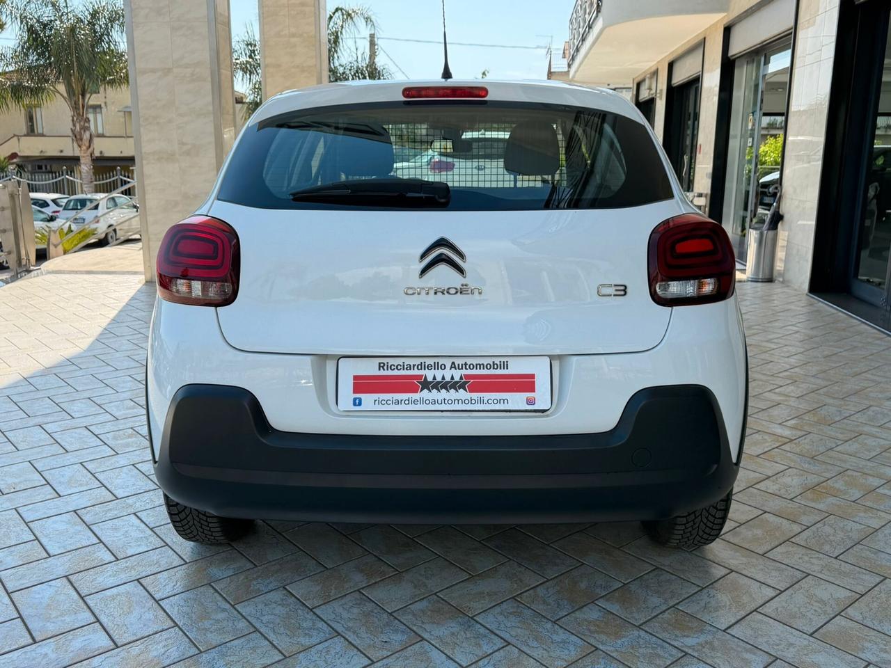 Citroen C3 BlueHDi 100 S&S Van Feel - 2 POSTI