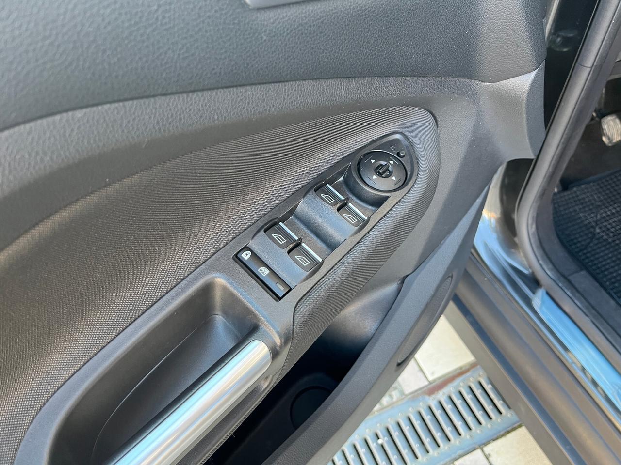 Ford C-Max 1.5 TDCi 120CV Titanium