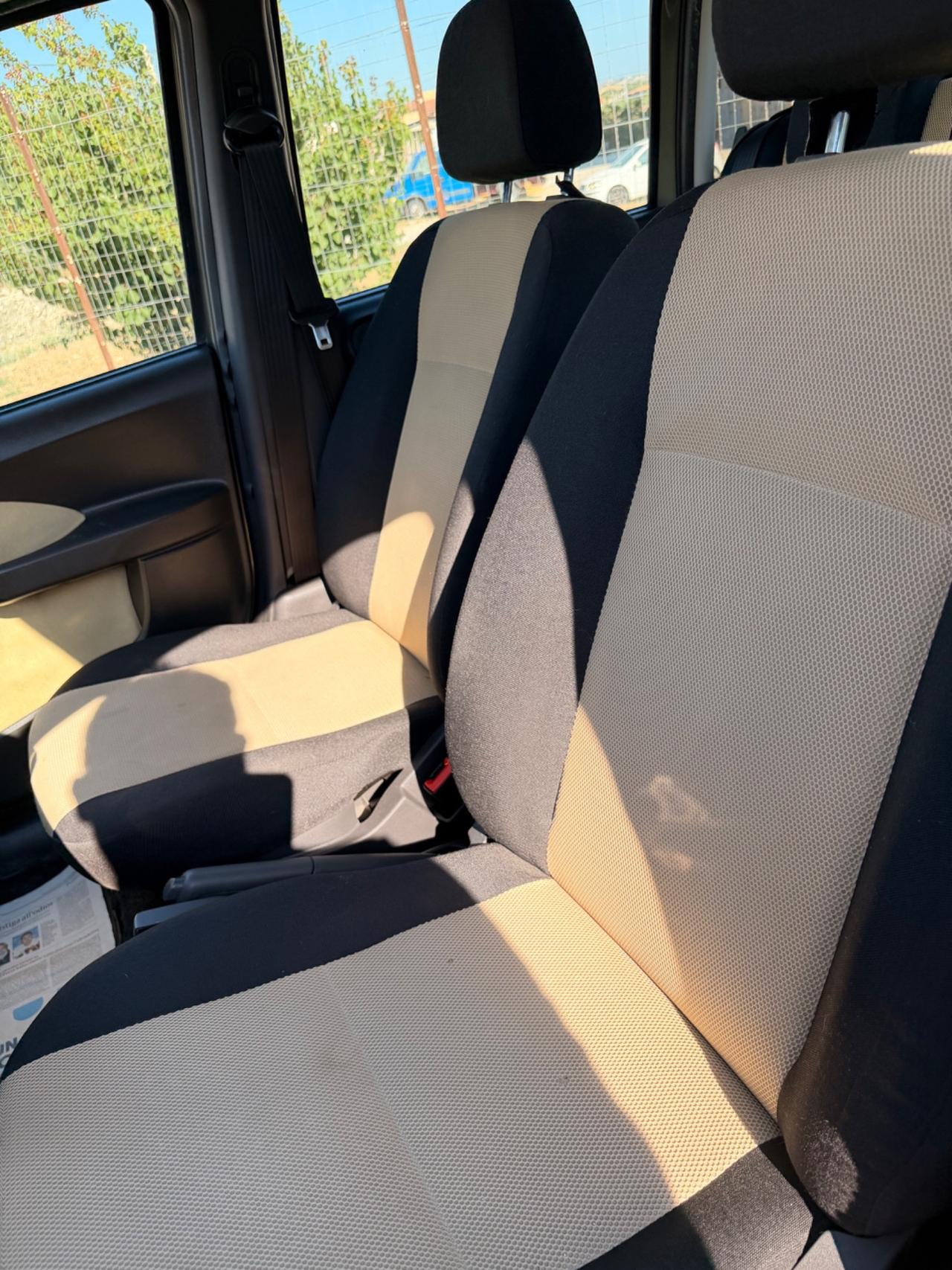 Fiat Panda 1.3 MJT 16V DPF 4x4 Cross 2011