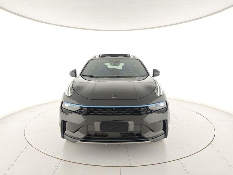 Lynk & Co 01 PHEV