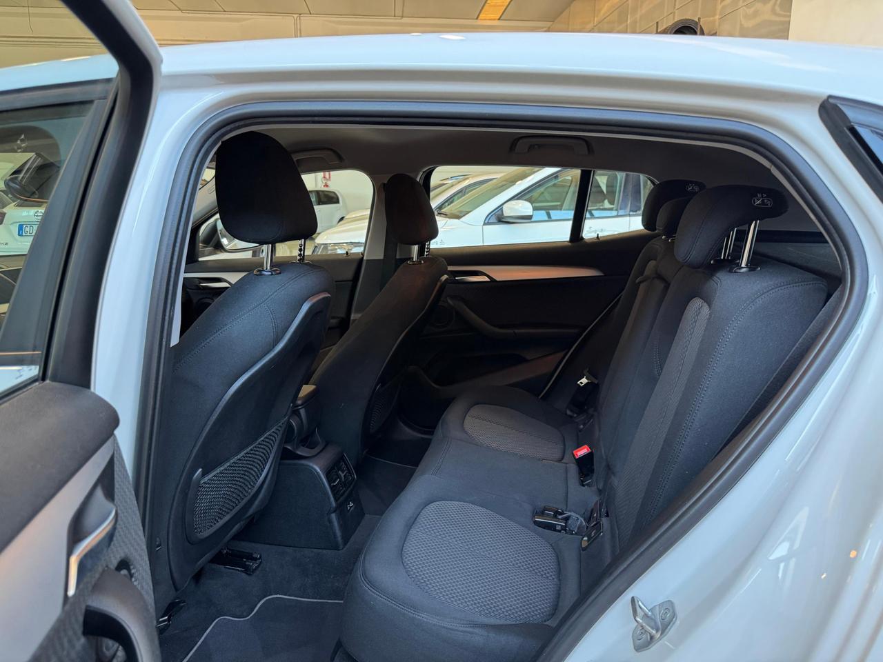 BMW X2 sdrive18d Advantage auto