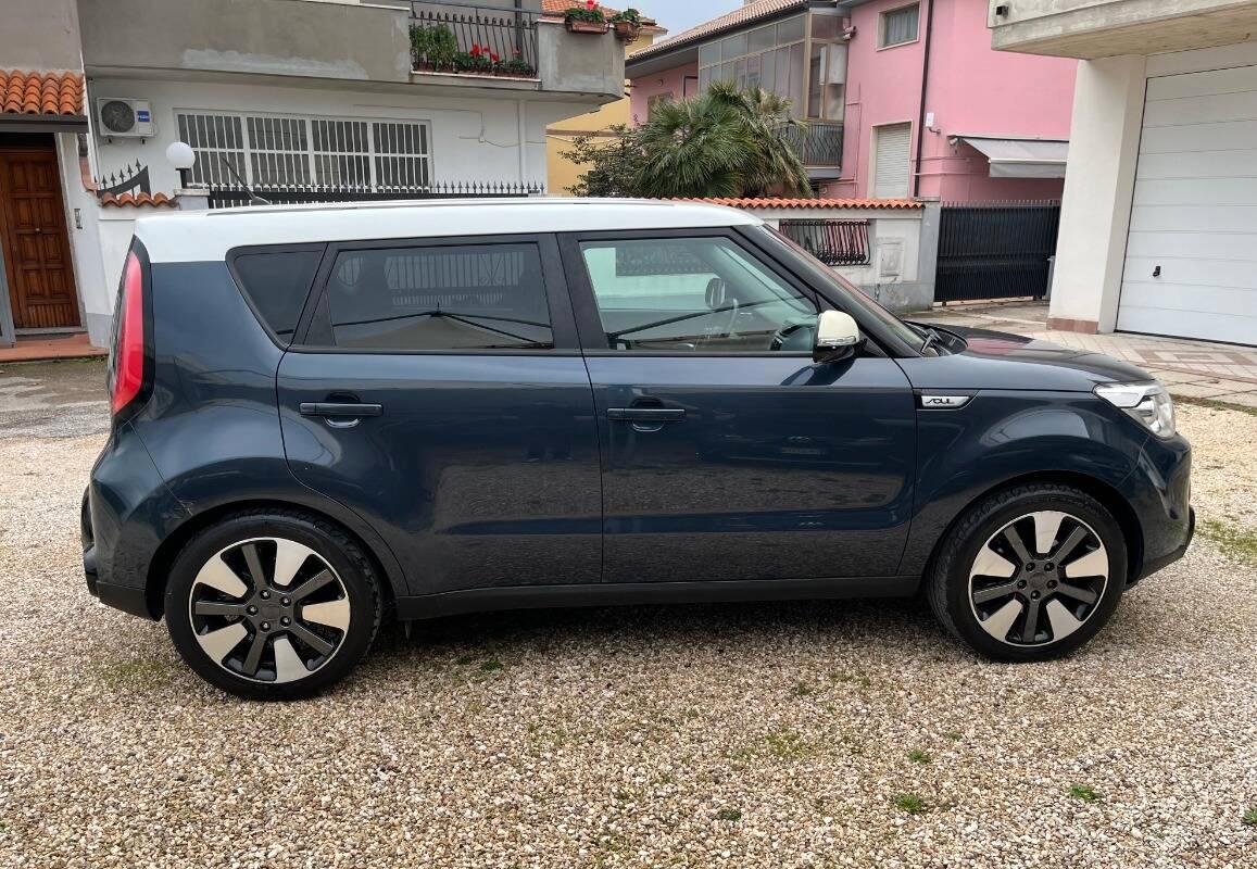 Kia Soul II 2014 Soul 1.6 gdi 16v Your Soul eco Gpl+ E6