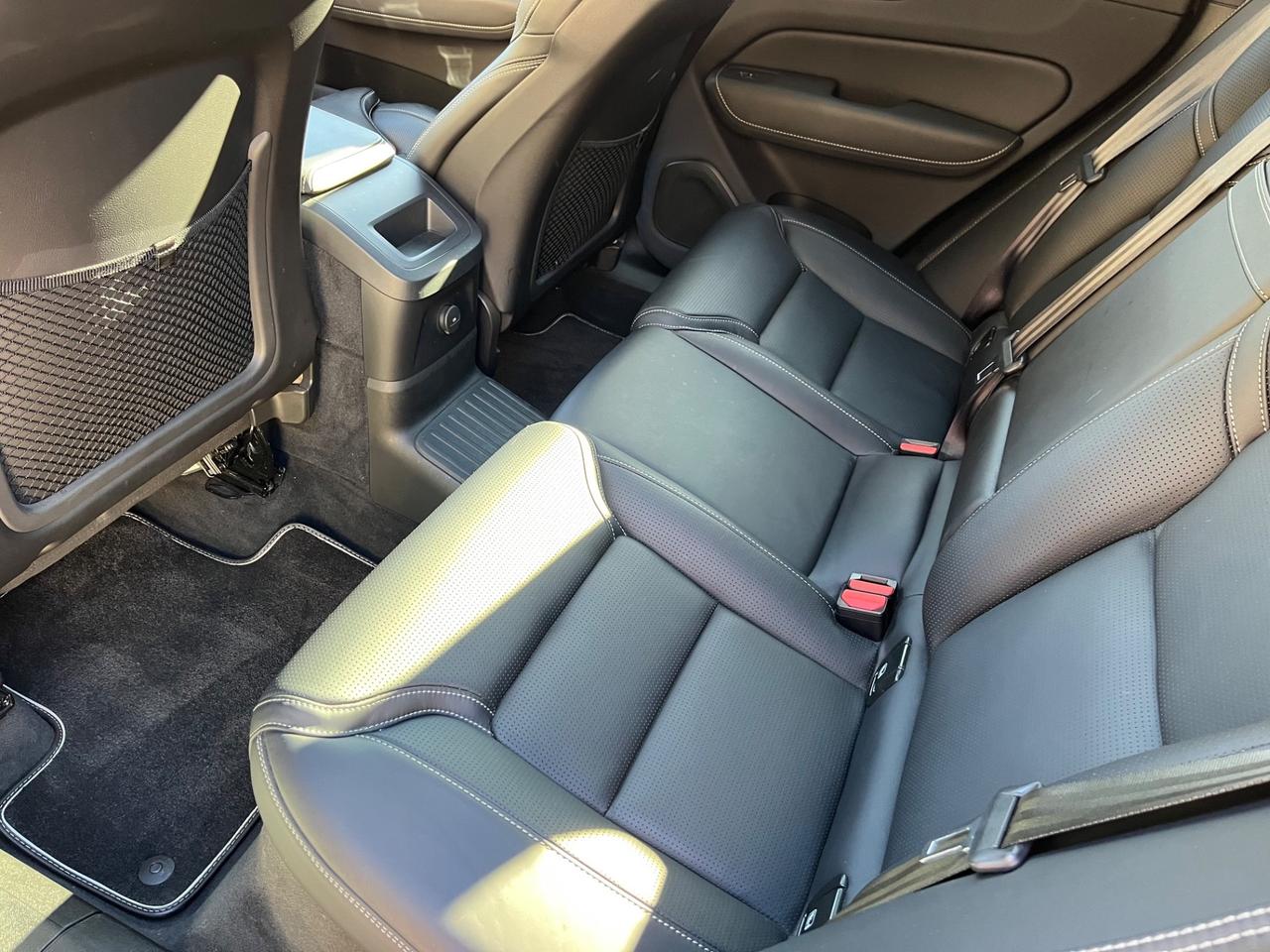 Volvo XC 60 XC60 T6 Recharge Plug-in Hybrid AWD R-design