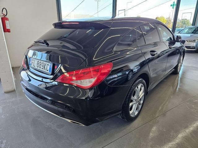 Mercedes-Benz CLA 200 Shooting Brake - X117 Shooting Brake d Premium auto FL