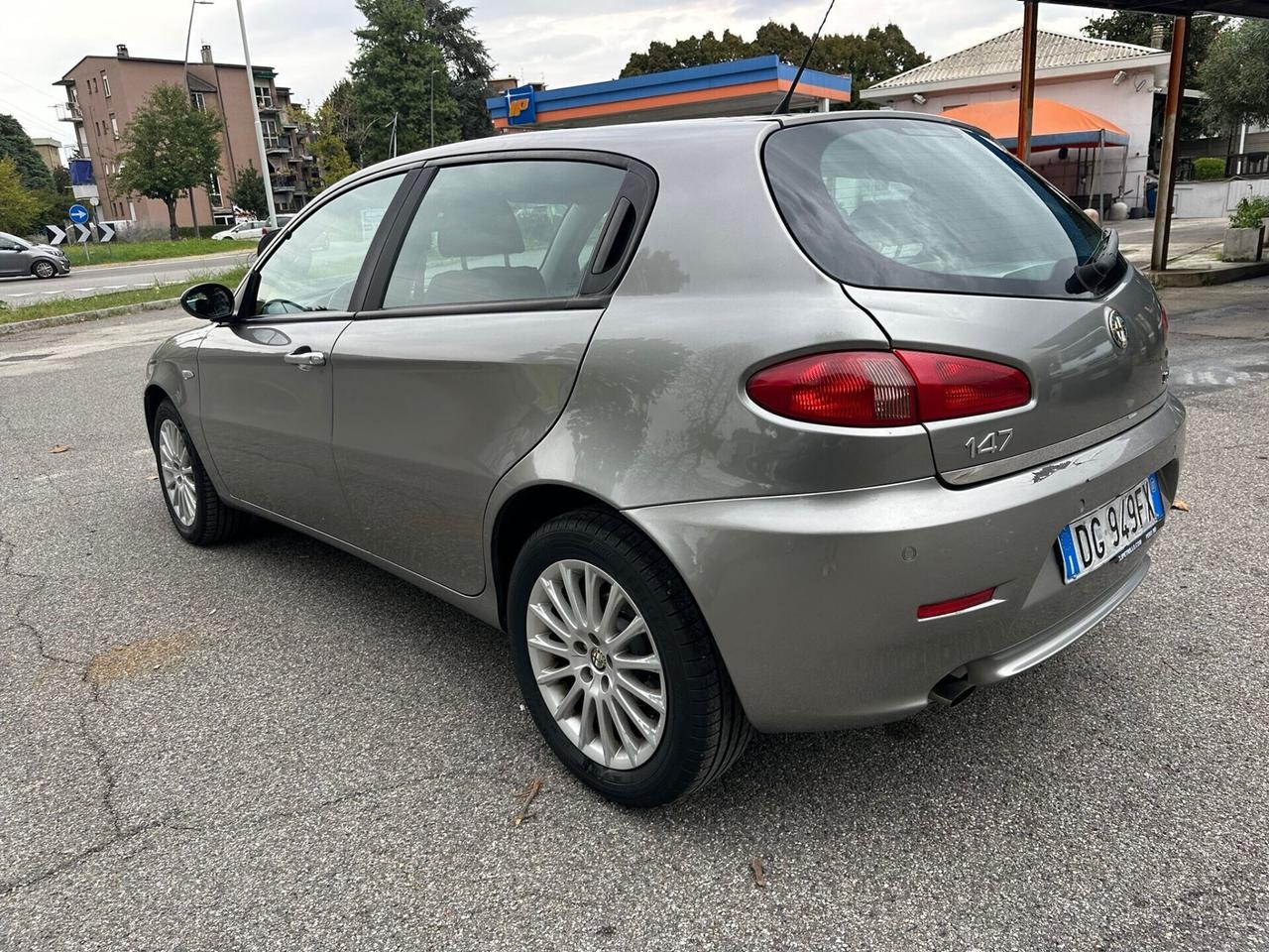 Alfa Romeo 147 1.6 16V TS (105) 5 porte Black Line