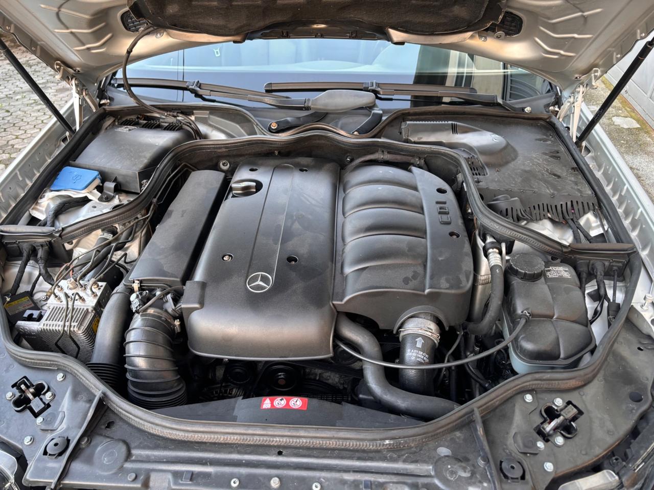 Mercedes-benz E 220 CDI cat Elegance