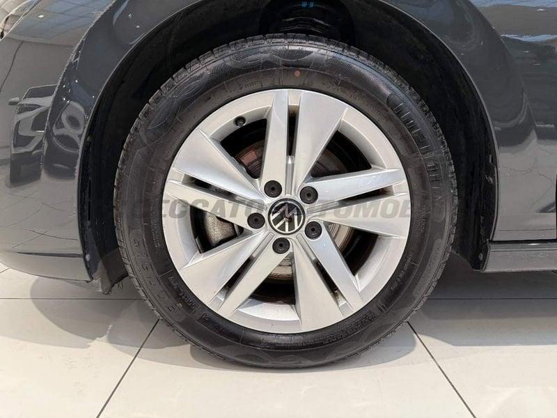 Volkswagen Golf VIII 2020 1.0 etsi evo Life 110cv dsg