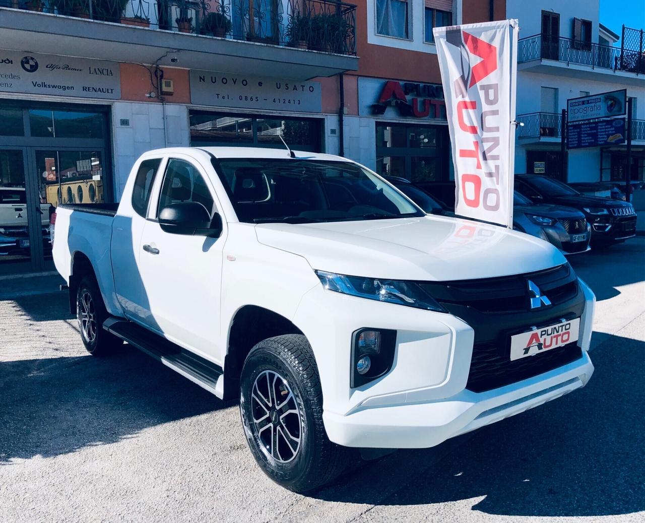 Mitsubishi L200 2.3 PICKUP CABINA ESTESA 4X4