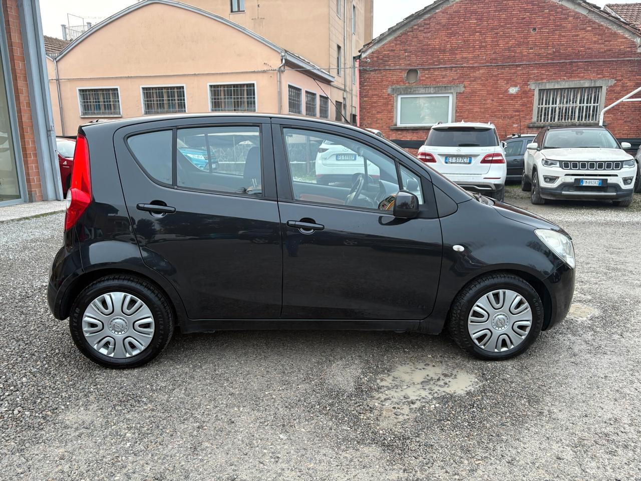 Opel Agila 1.0 Benzina - 65CV