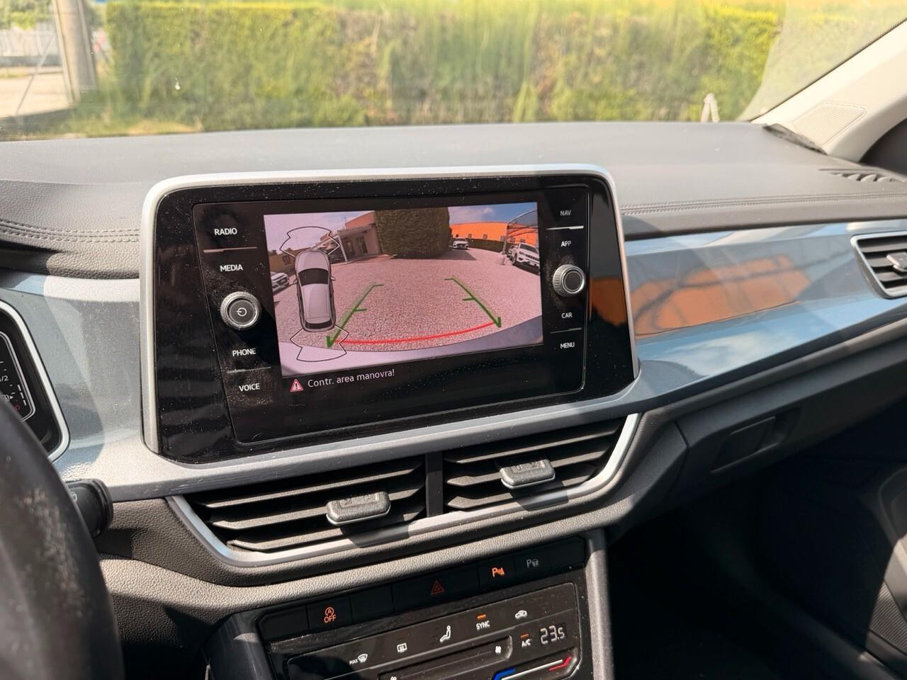 Volkswagen T-Roc 1.0 tsi Style 110cv - ok Neo Patentati