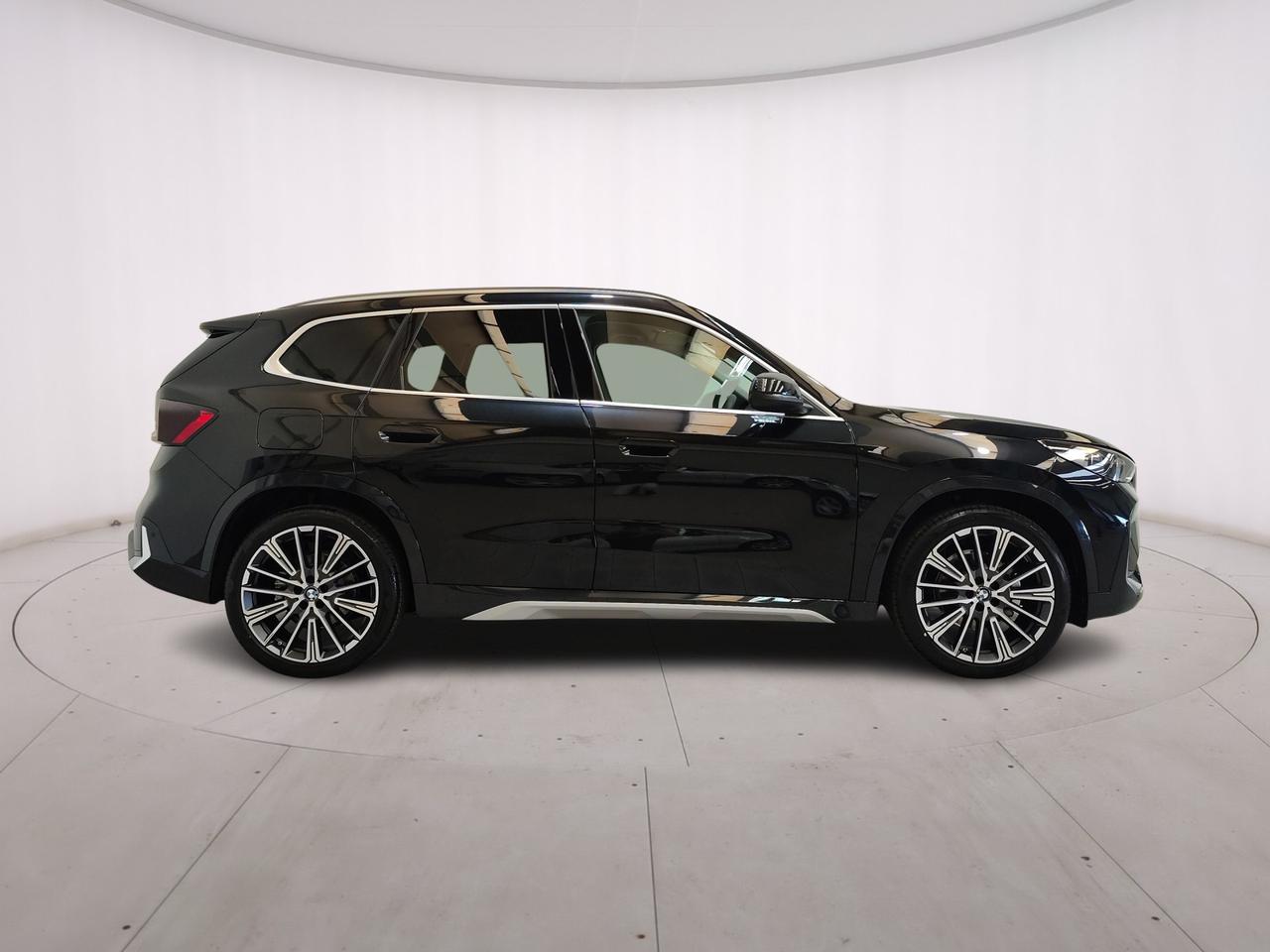 BMW X1 iX1 eDrive20 Pure Edition