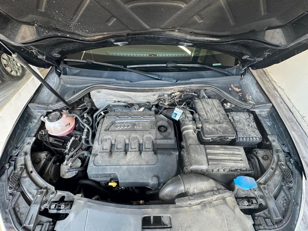 Audi Q3 2.0 TDI 150 CV S tronic line Edition