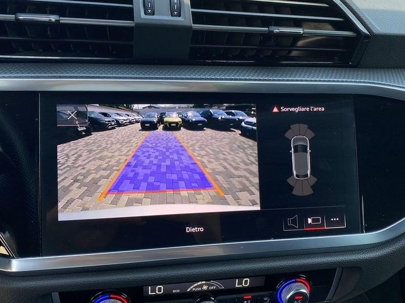 Audi Q3 SPB S line interno ed esterno 2.0 TDI 150CV s-tronic 35