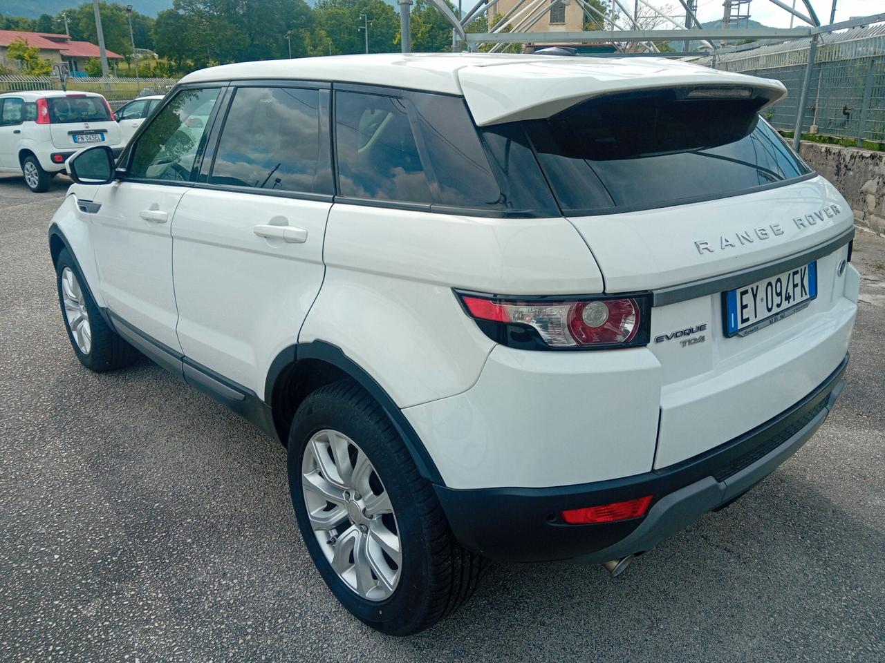 Land Rover Evoque 2.2 TD4 5p. Dynamic 4WD