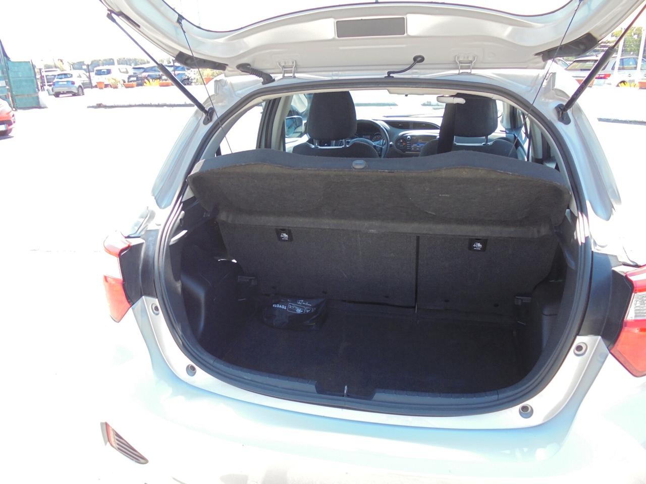 Toyota Yaris 1.5 Hybrid 5 porte Business