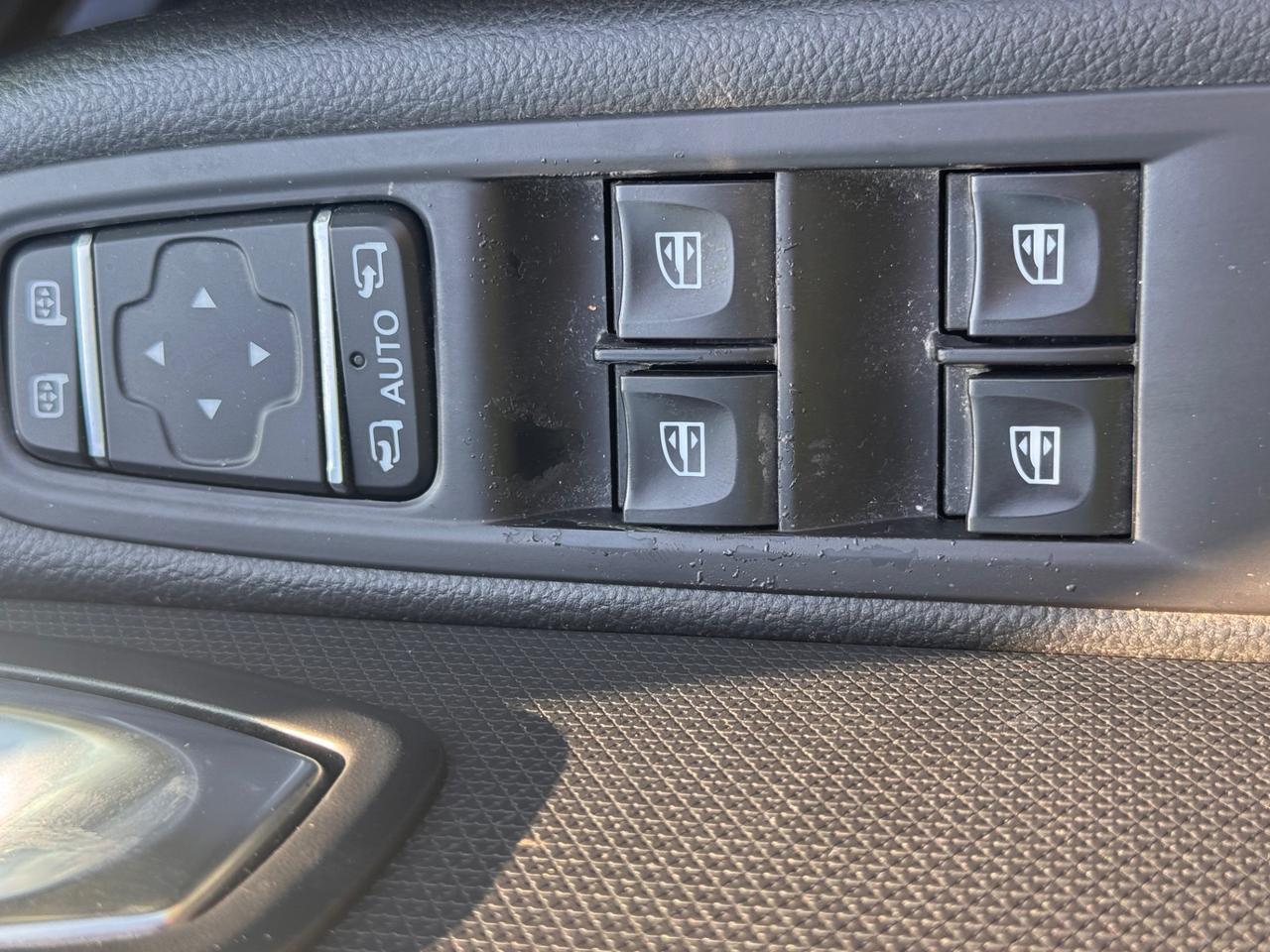Renault Clio 1.5 diesel, Autocarro 5 p, N1
