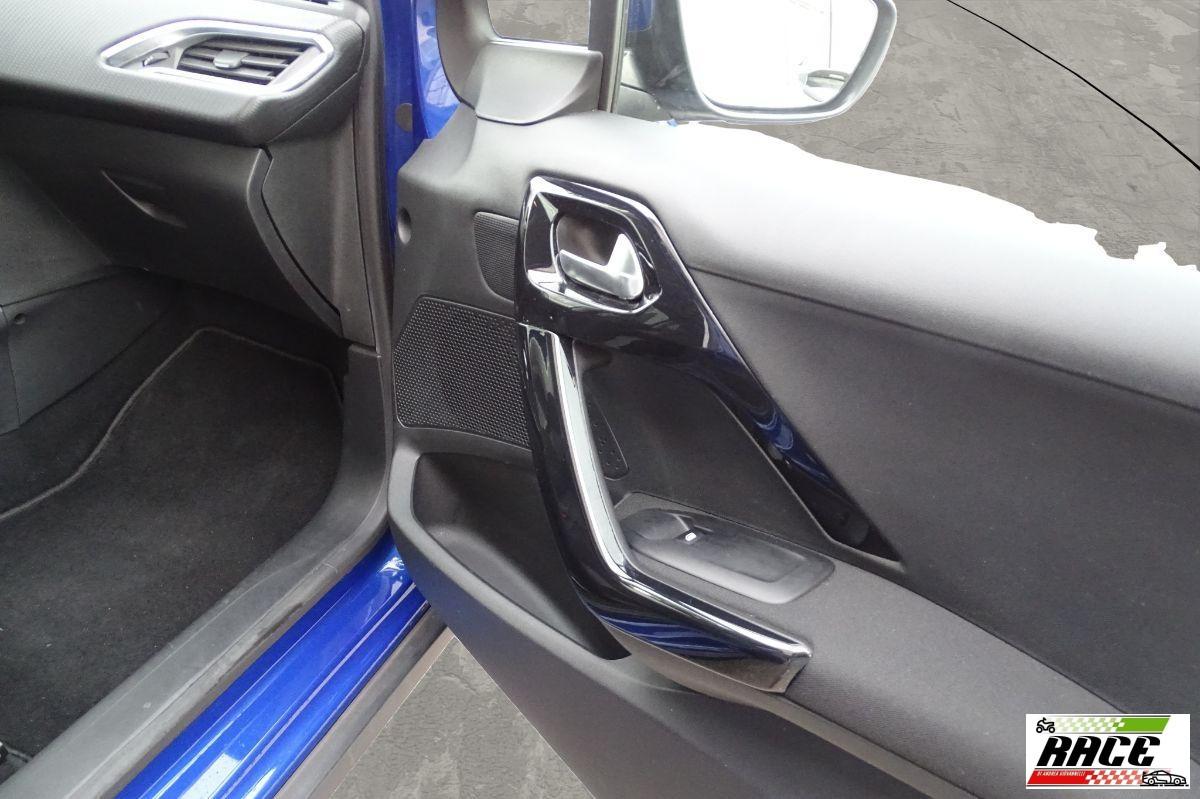 PEUGEOT - 2008 - BlueHDi 110 S&S Active