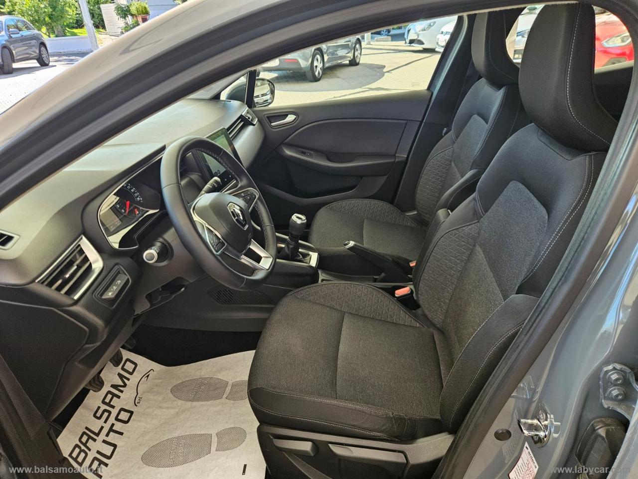 RENAULT Clio TCe 12V 100 CV 5p. Zen