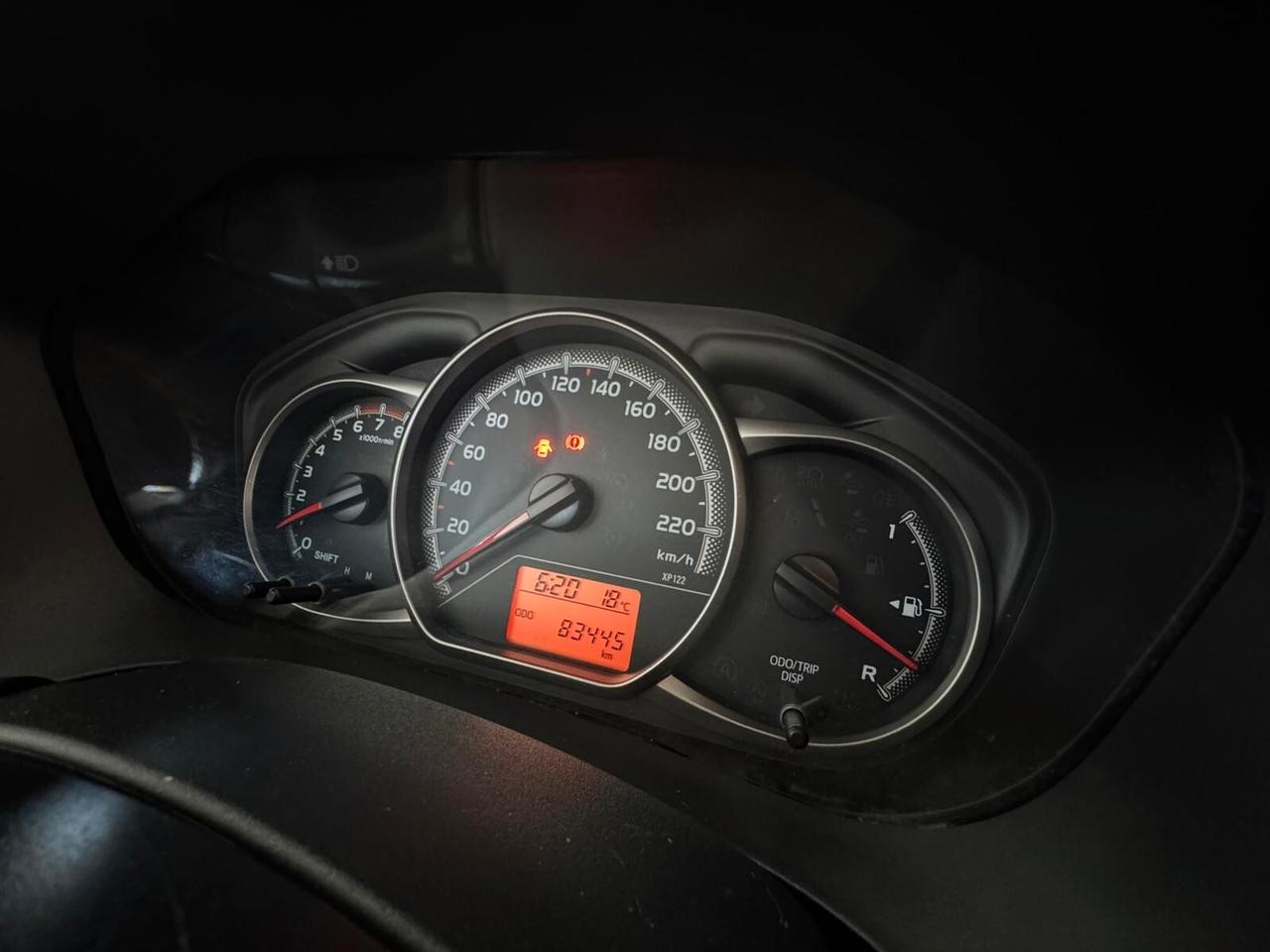 Toyota Yaris 1.0 5 porte Lounge