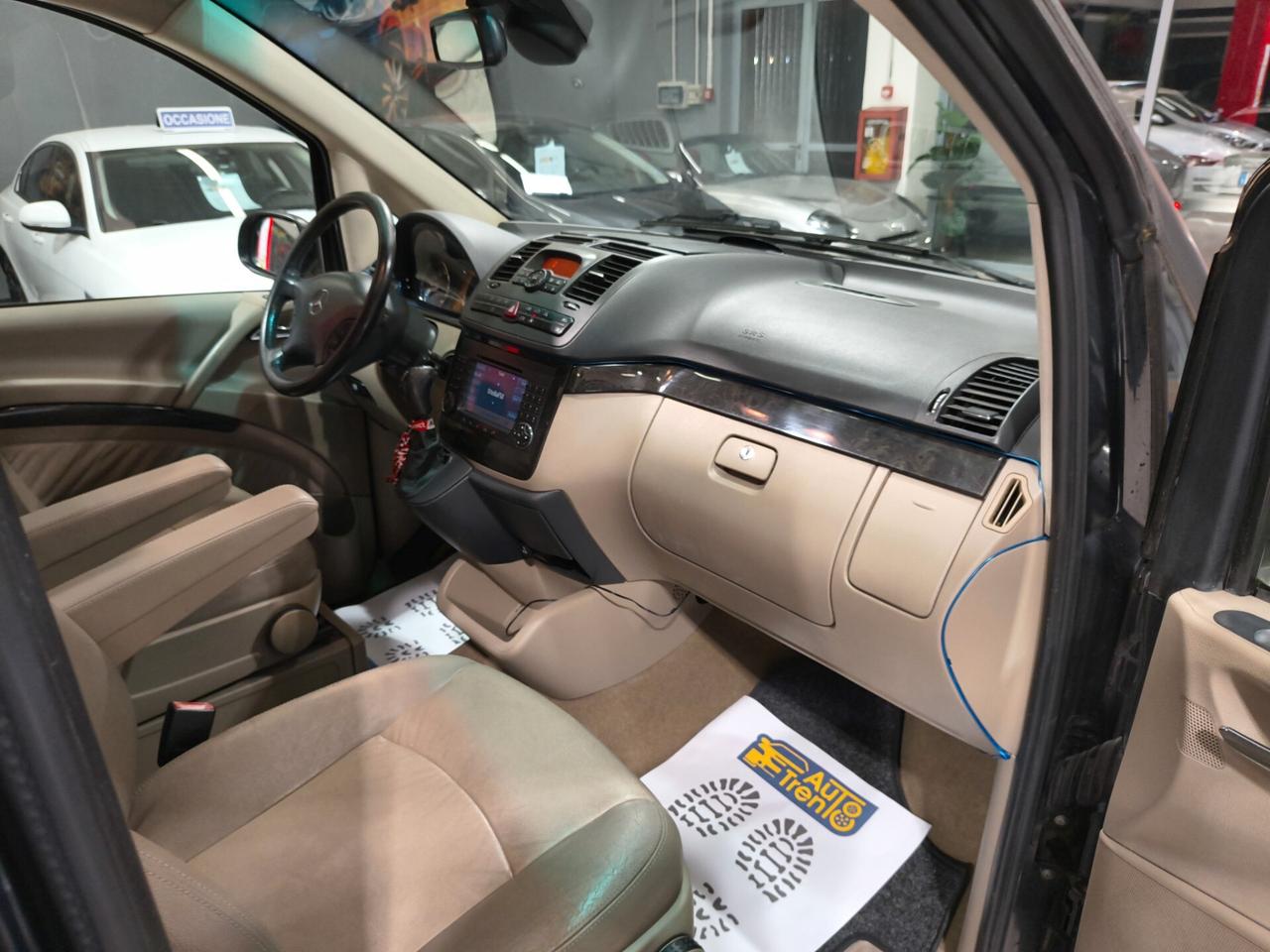 Mercedes-benz Viano 3.0 CDI komby long bi color