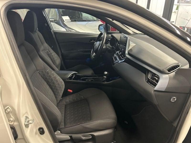 Toyota C-HR 2.0 Hybrid E-CVT Comfort