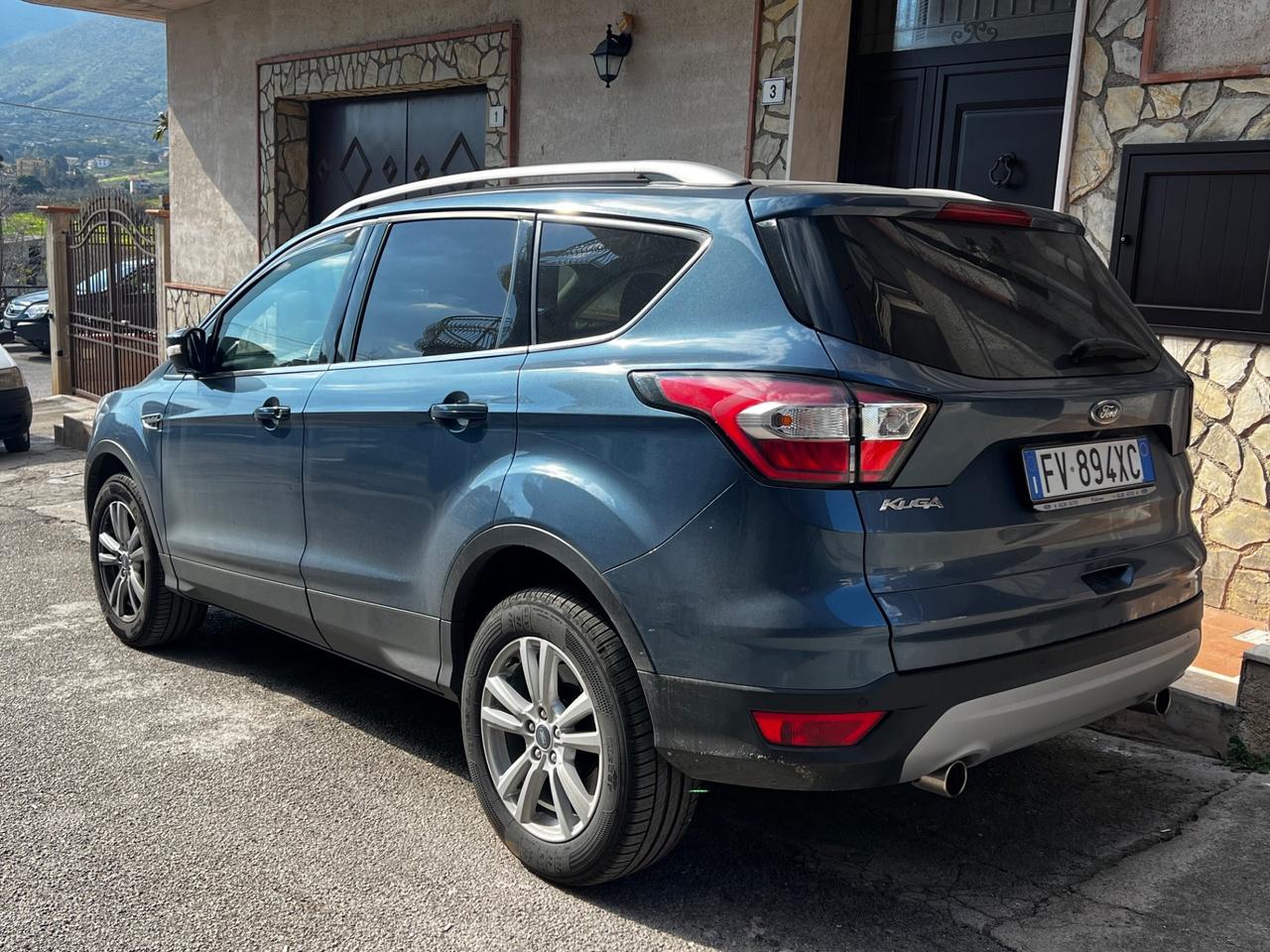 Ford Kuga 1.5 TDCI 120 CV S&S 2WD ST-Line