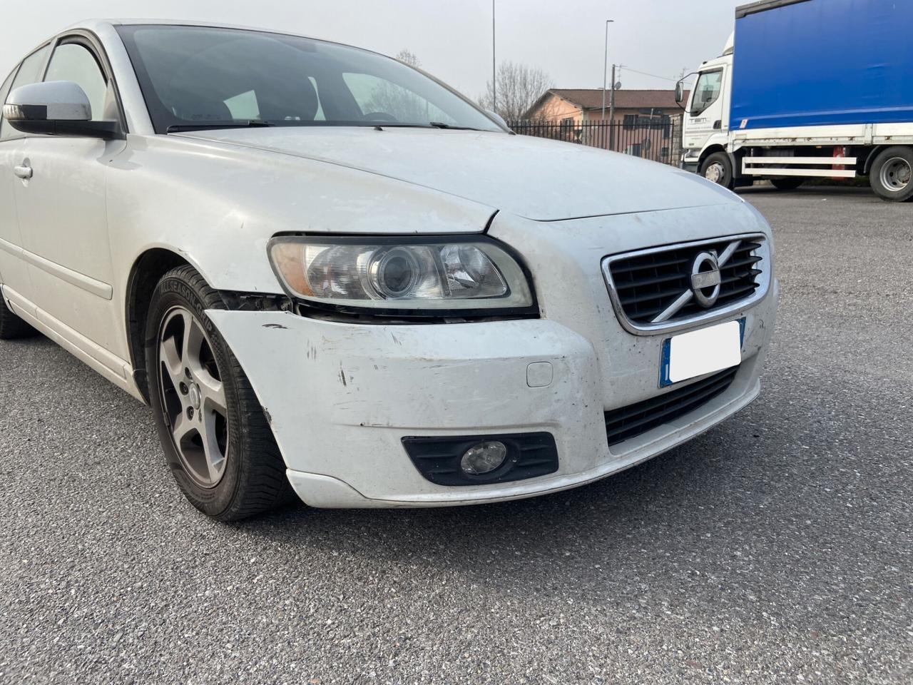 Volvo V50