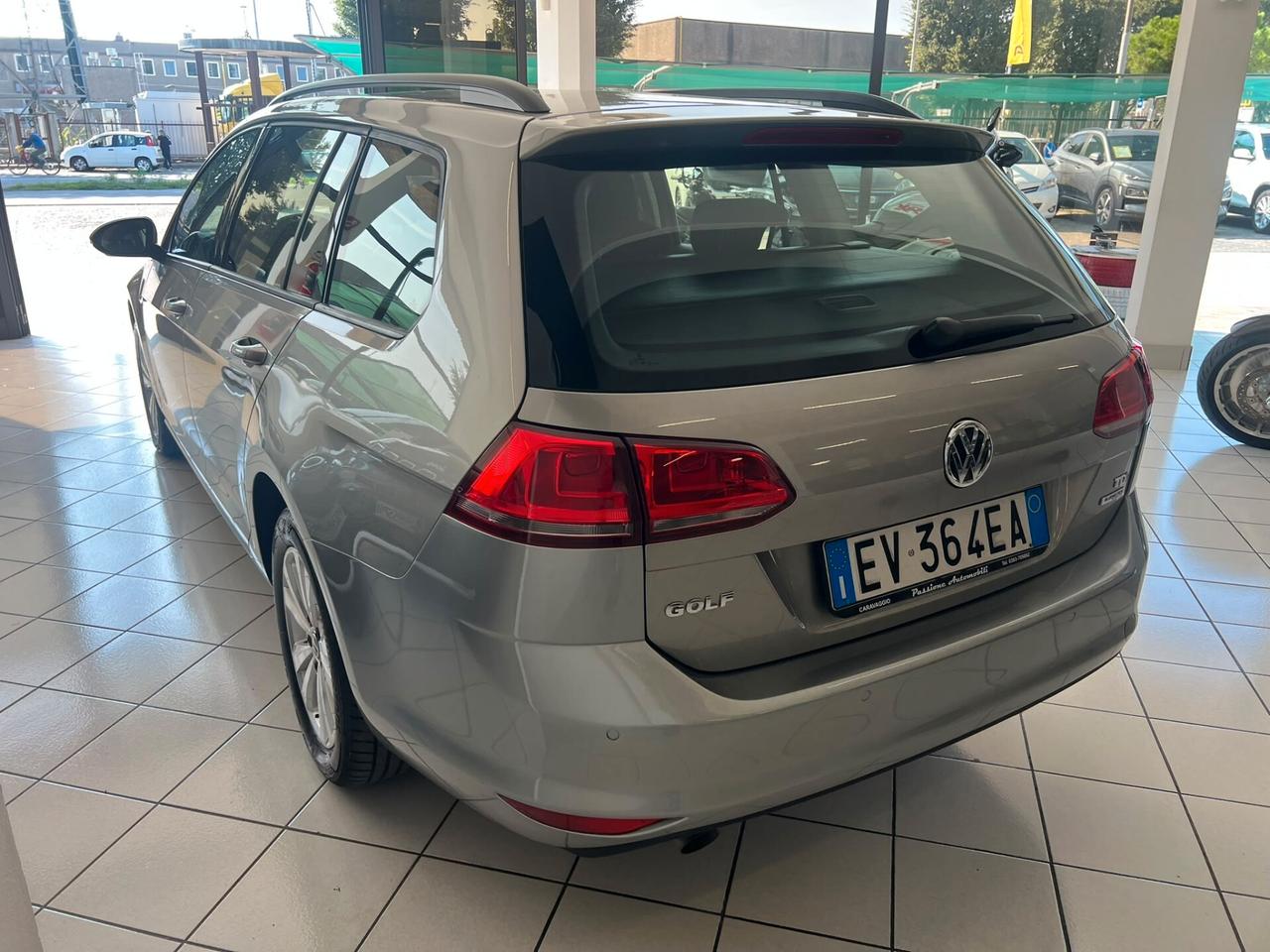 Volkswagen Golf Variant 1.6 TDI 110 CV DSG Comfortline BlueMotion Tech.