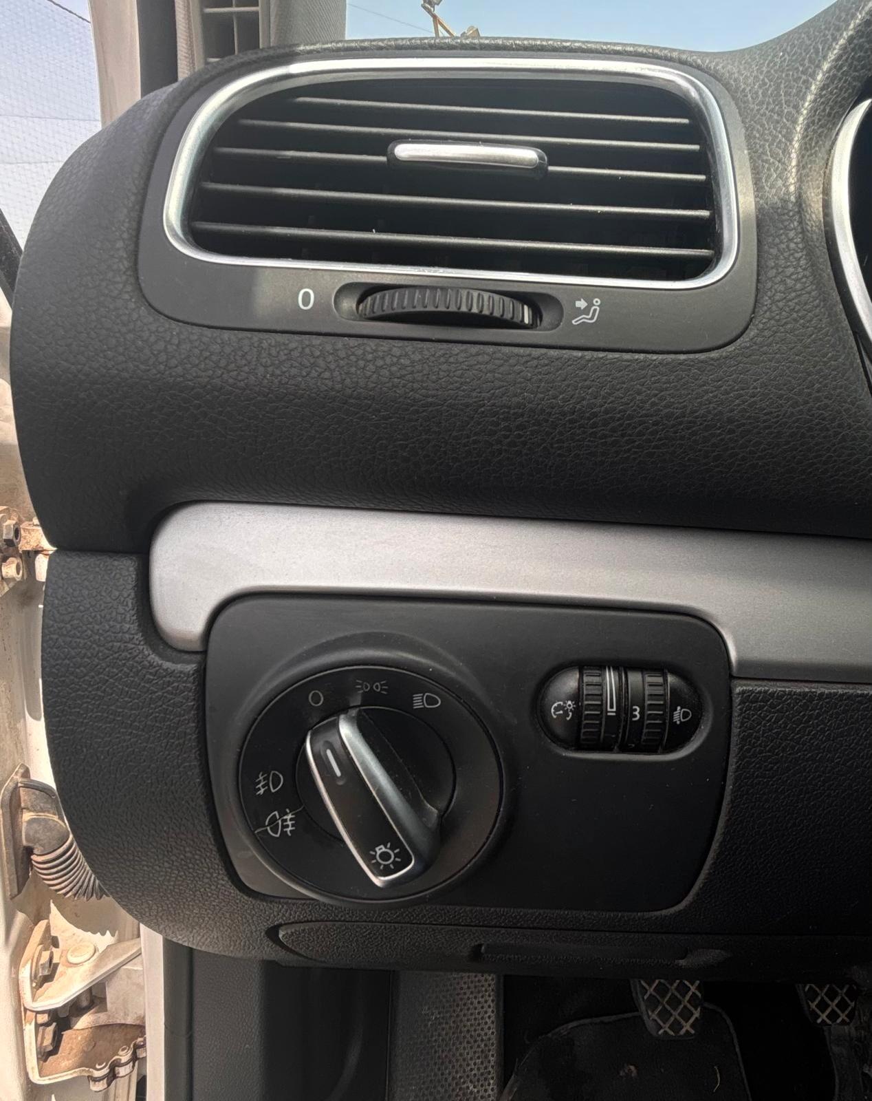 Volkswagen Golf 1.6 TDI DPF 5p. Highline