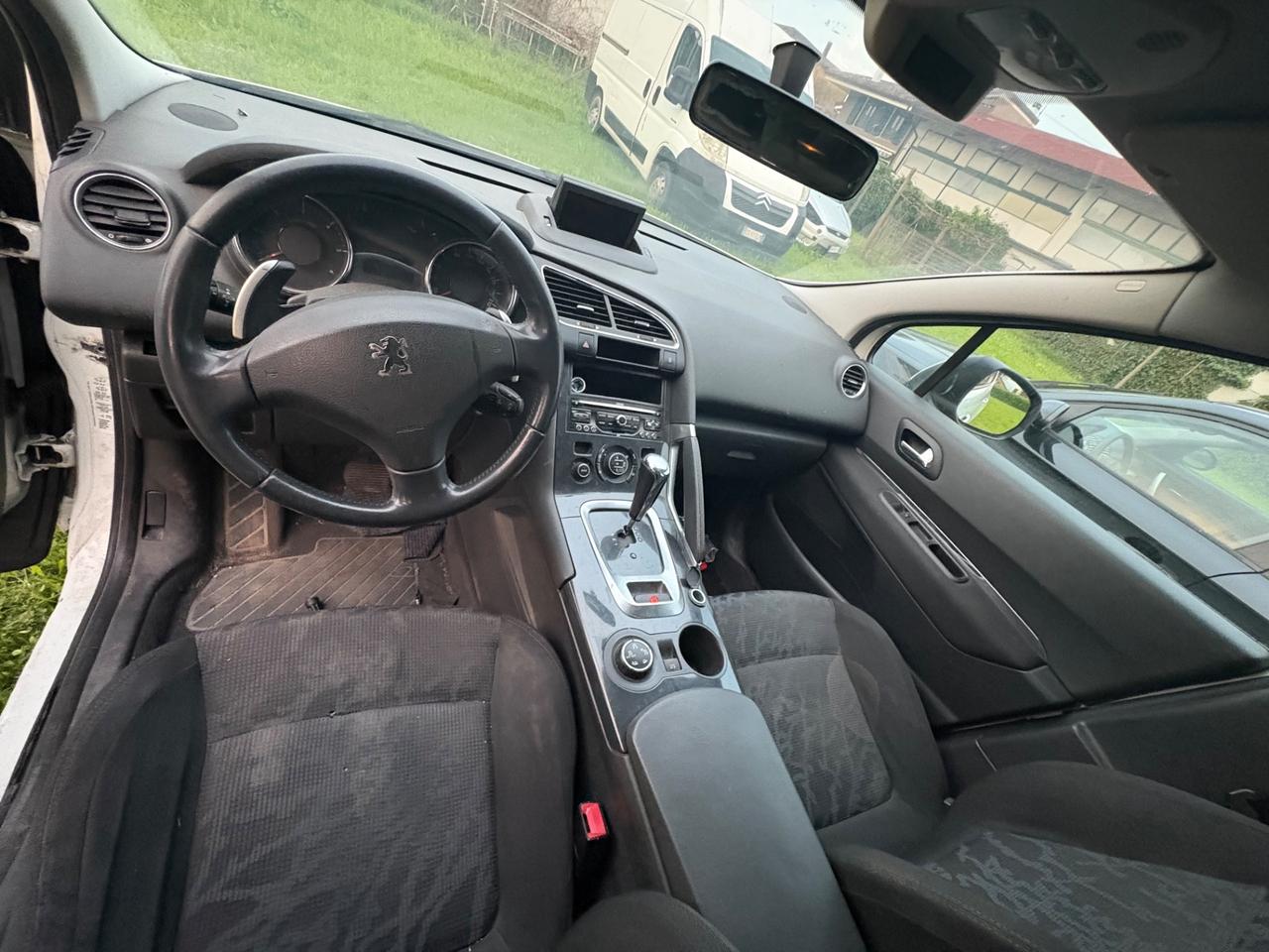 Peugeot 3008 1.6 HDi 110CV gancio traino