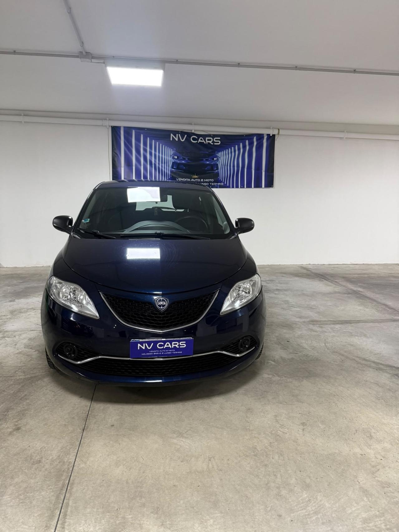 Lancia Ypsilon 1.2 69 CV 5 porte GPL Ecochic Platinum