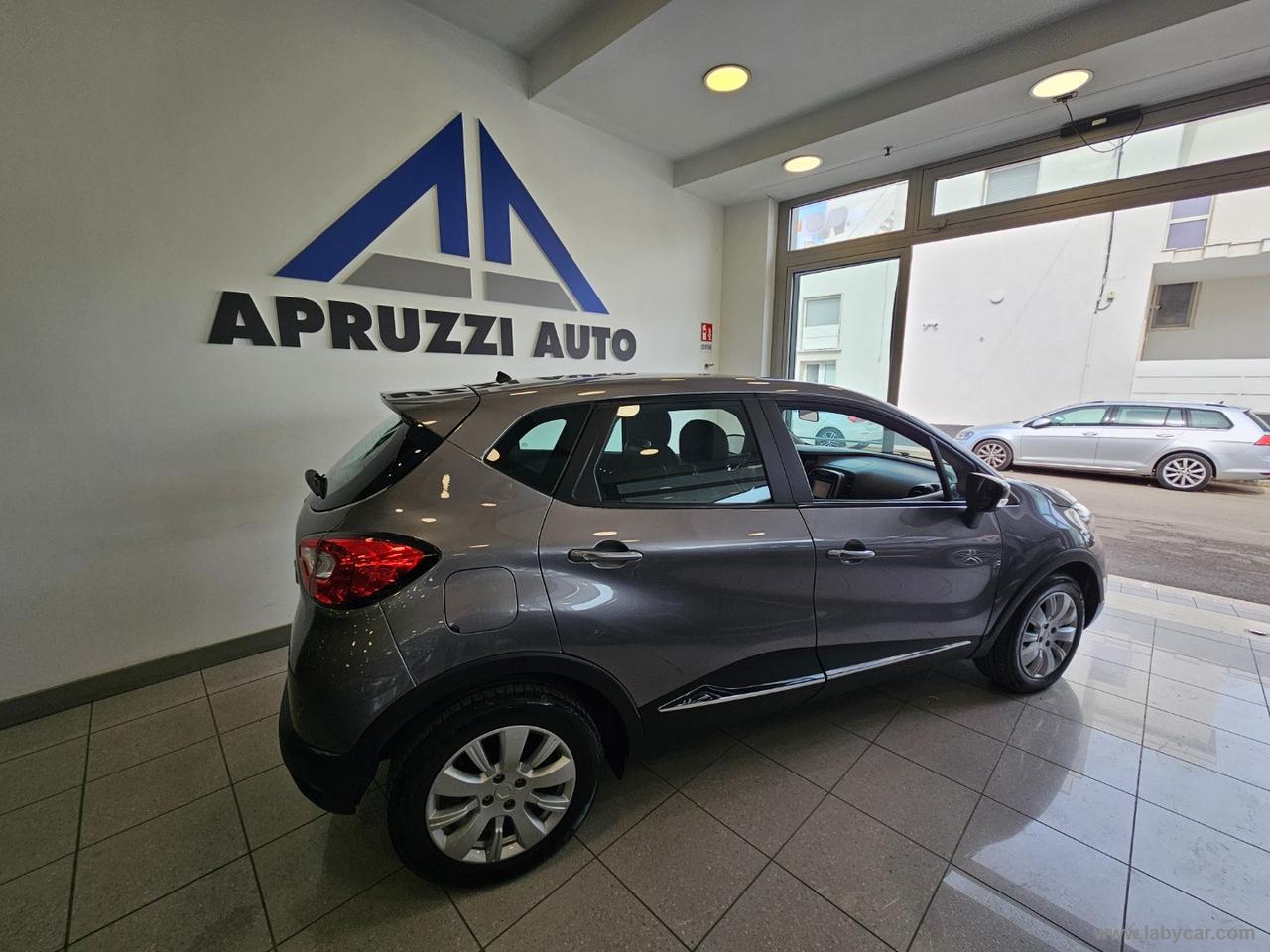 RENAULT Captur dCi 8V 90 CV Business