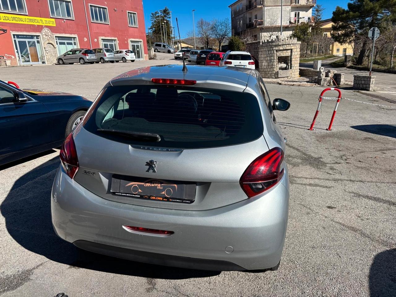 Peugeot 208 BlueHDi 75 5 porte Allure