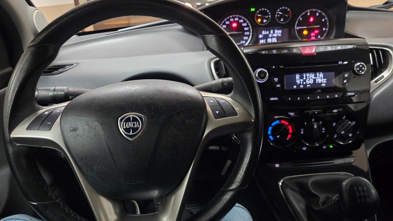 Lancia Ypsilon 1.3 MJT 16V 95 CV 5 porte S&S Gold