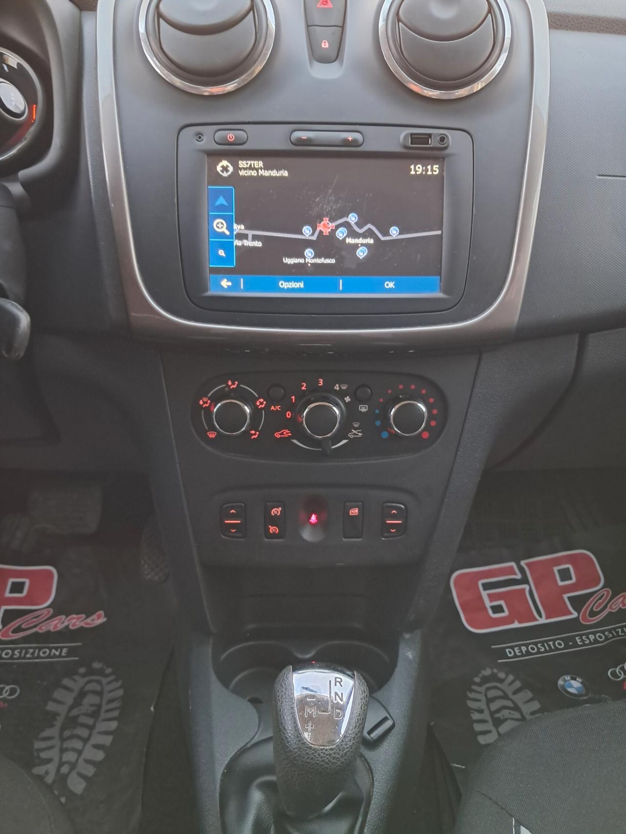 Sandero Stepway 1.5 dCi 90CV Automatica *NAVY-CRUISE*