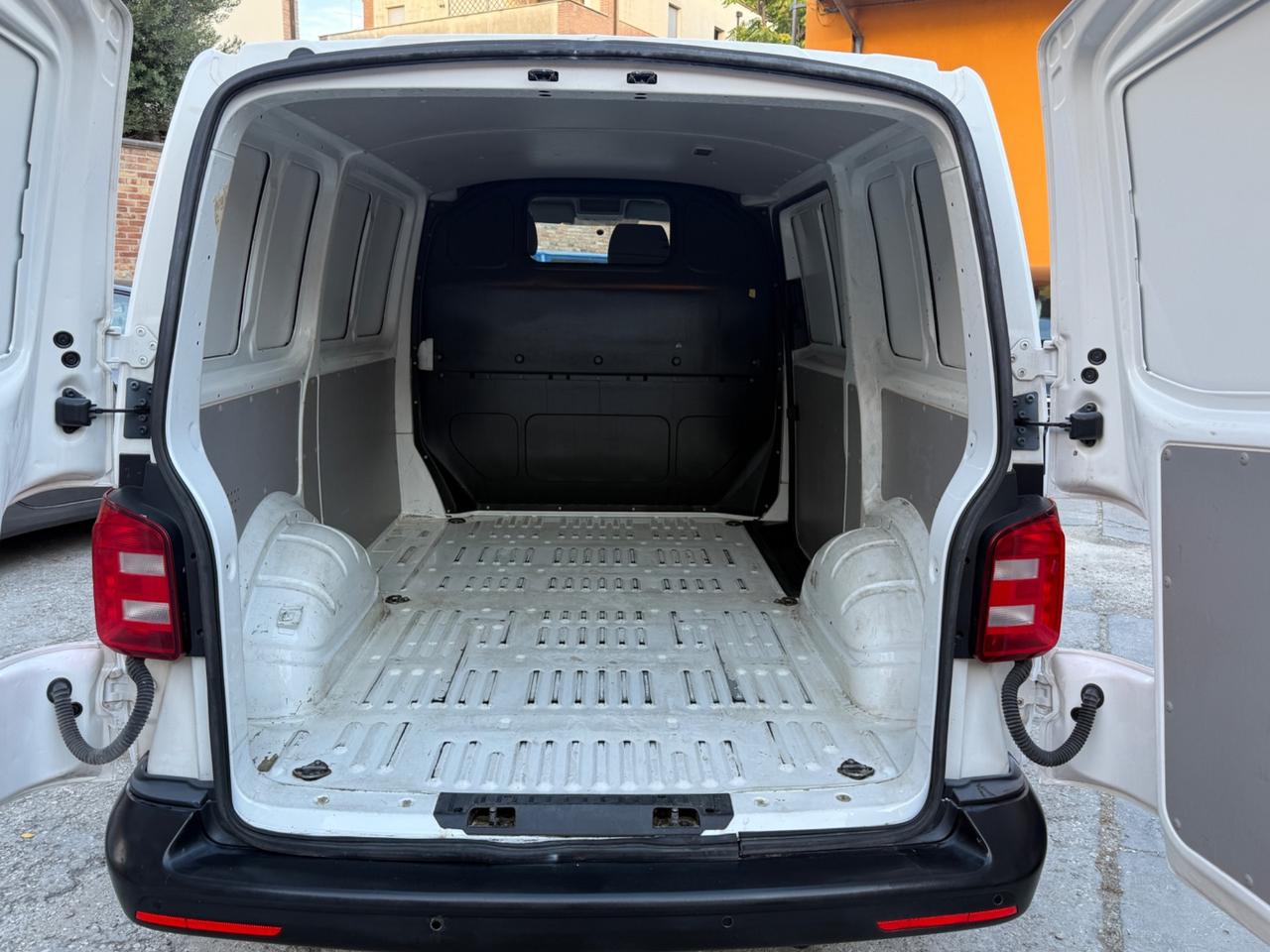 Volkswagen Transporter 2.0 TDI 102CV Furgone Business