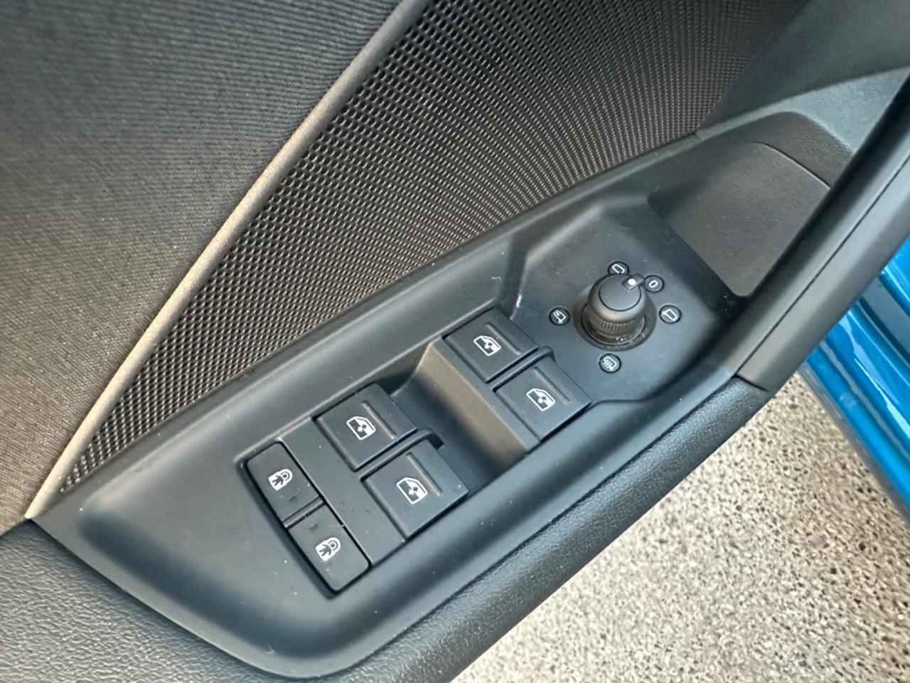 Audi A3 30 TDI S tronic Advanced/UniPro/Cockpit