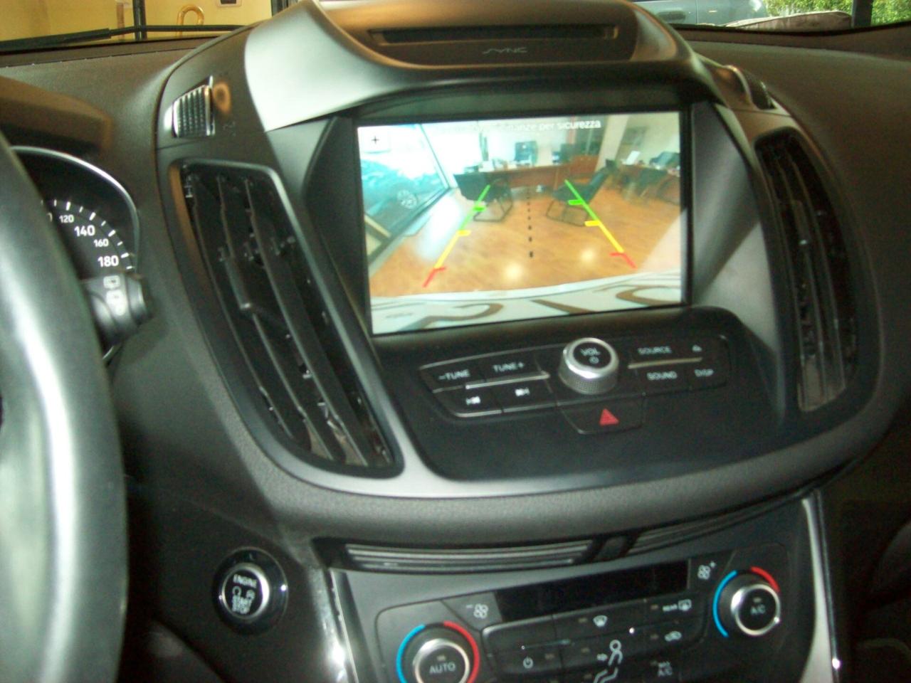 Ford Kuga 1.5 TDCI 120 CV S&S 2WD Titanium