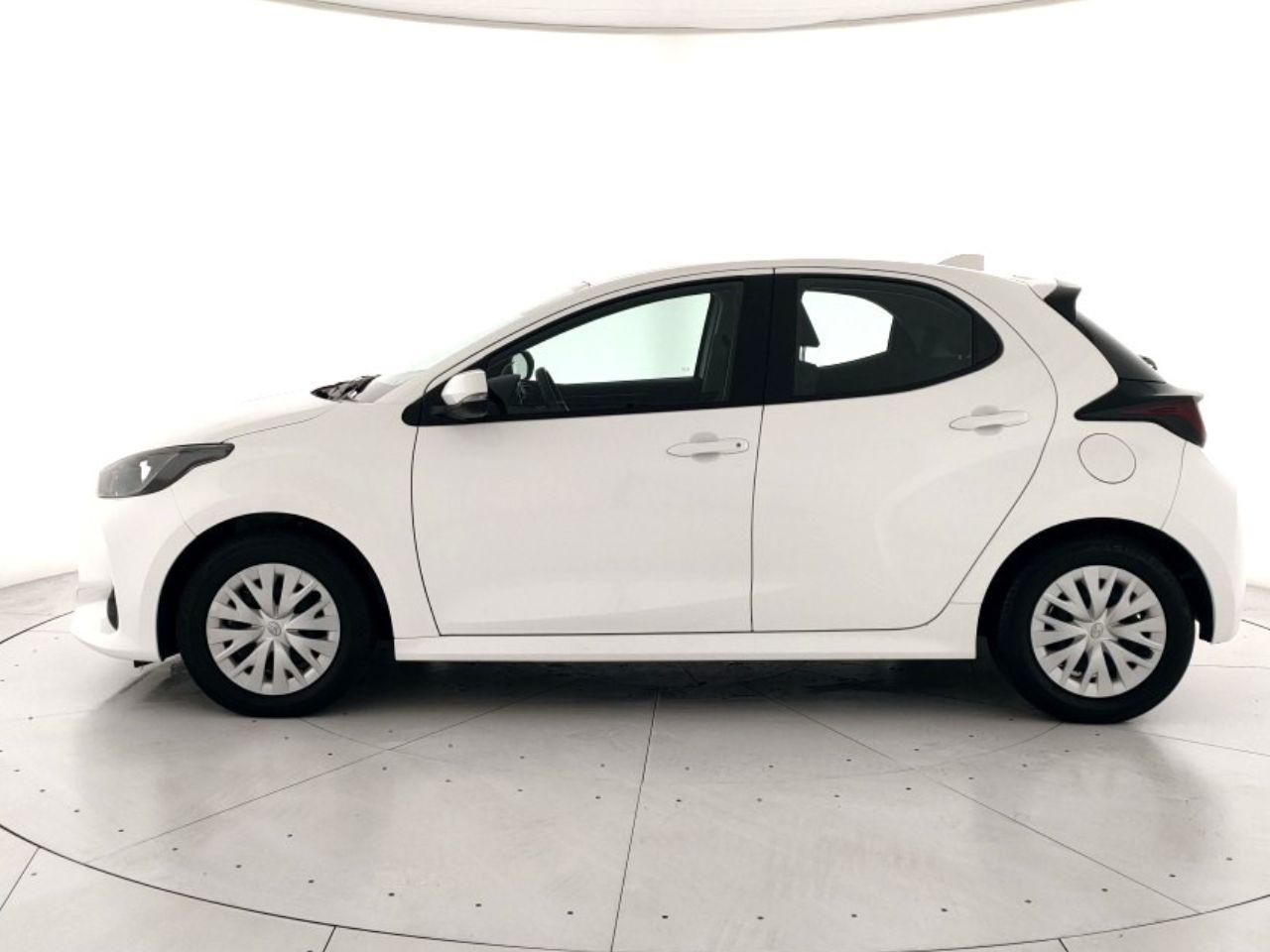 TOYOTA Yaris 1.5h Business