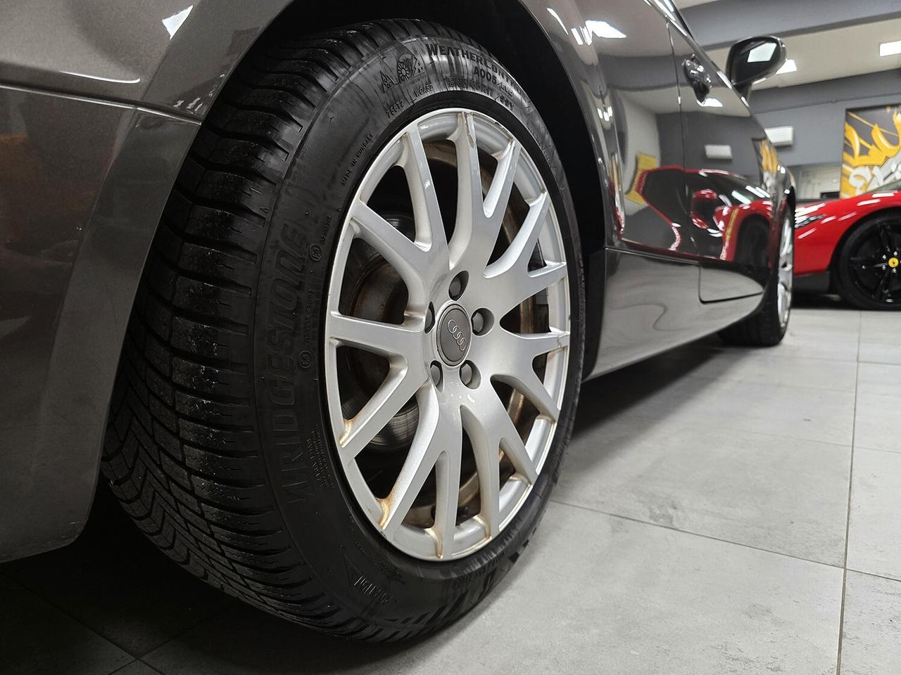 Audi TT Coupe 1.8 tfsi 160CV CONDOR GREY _ GARANZIA 12 MESI SERIVCE BOOK _ SEDILI RISCALDATI _ MANUALE