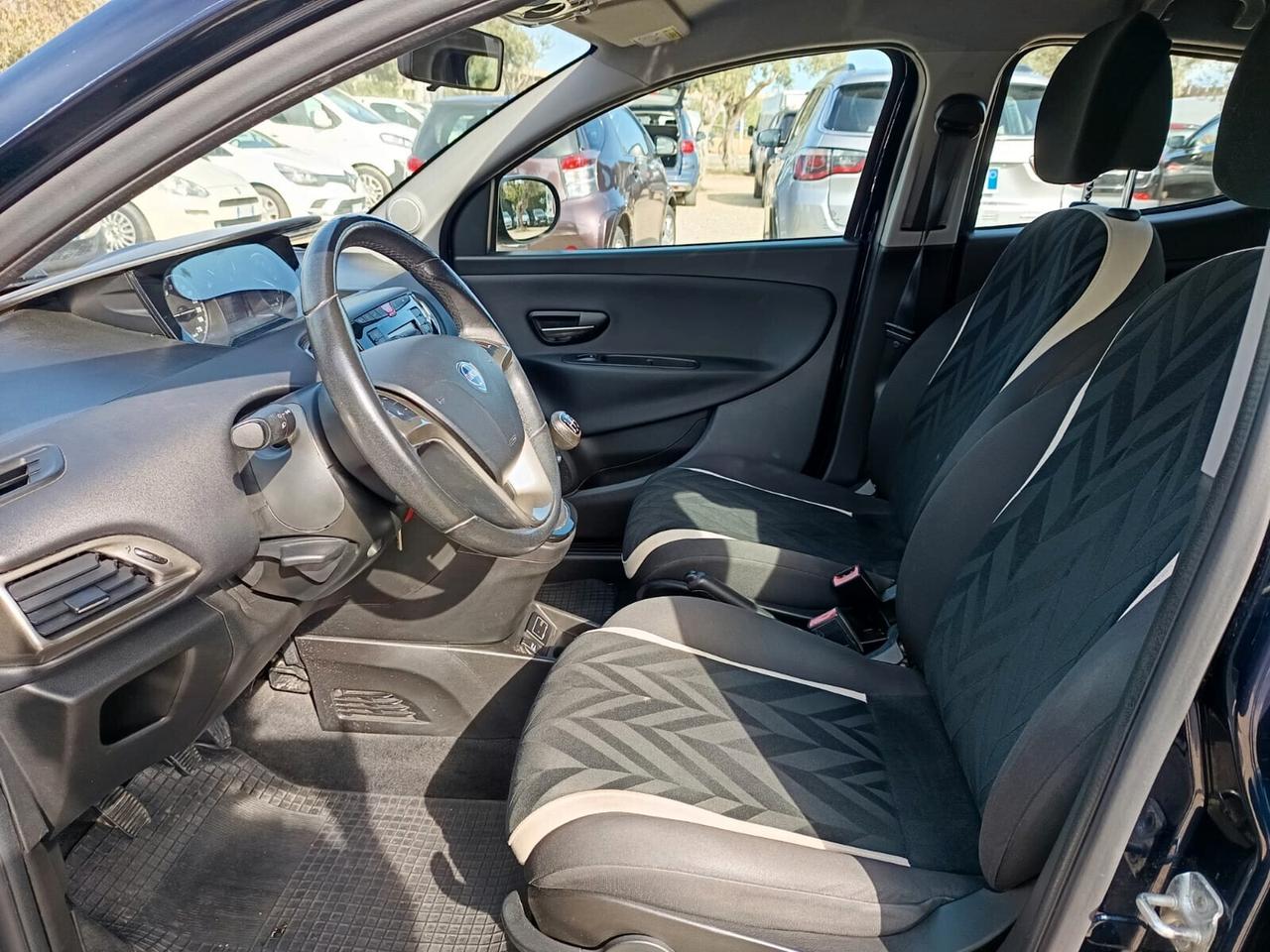 Lancia Ypsilon 2017 - 1.2 benzina Lb automobili