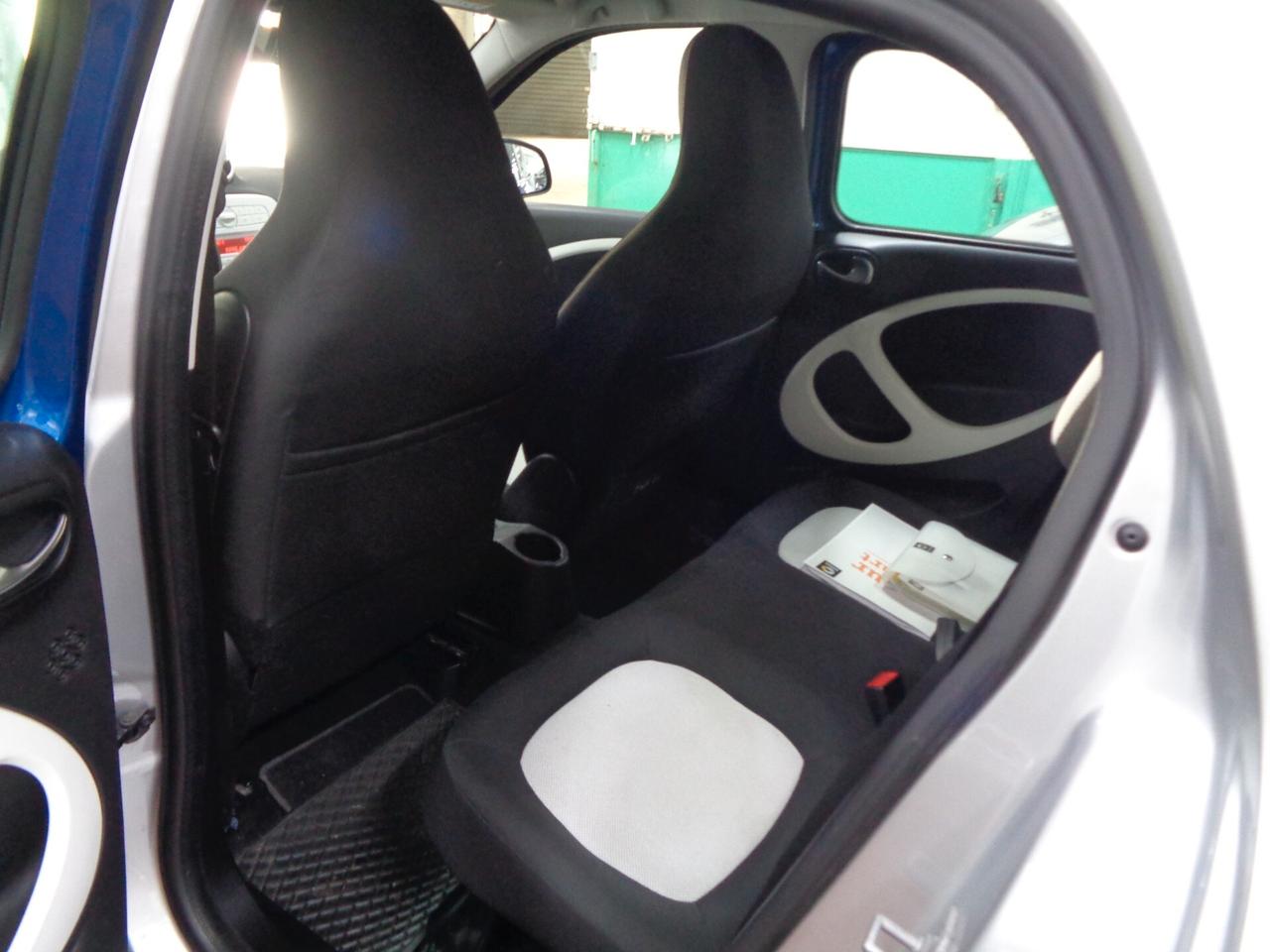 Smart ForFour 70 1.0 Passion