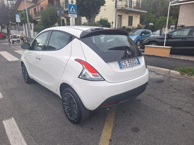 LANCIA Ypsilon 1.0 FireFly 70CV HYBRID ORO - KM ZERO ITALIANA