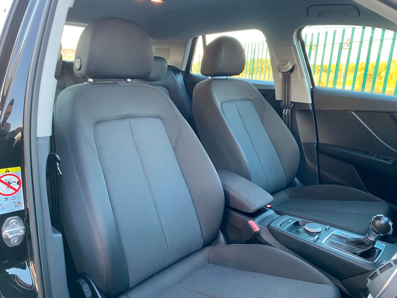 Audi Q2 30 TDI S tronic Business Design