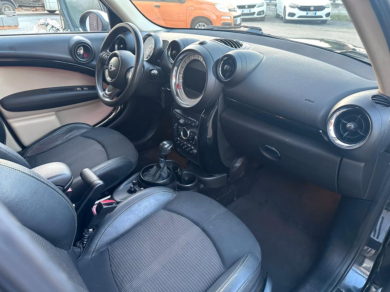 Mini Cooper Countryman 2.0 D Automatica