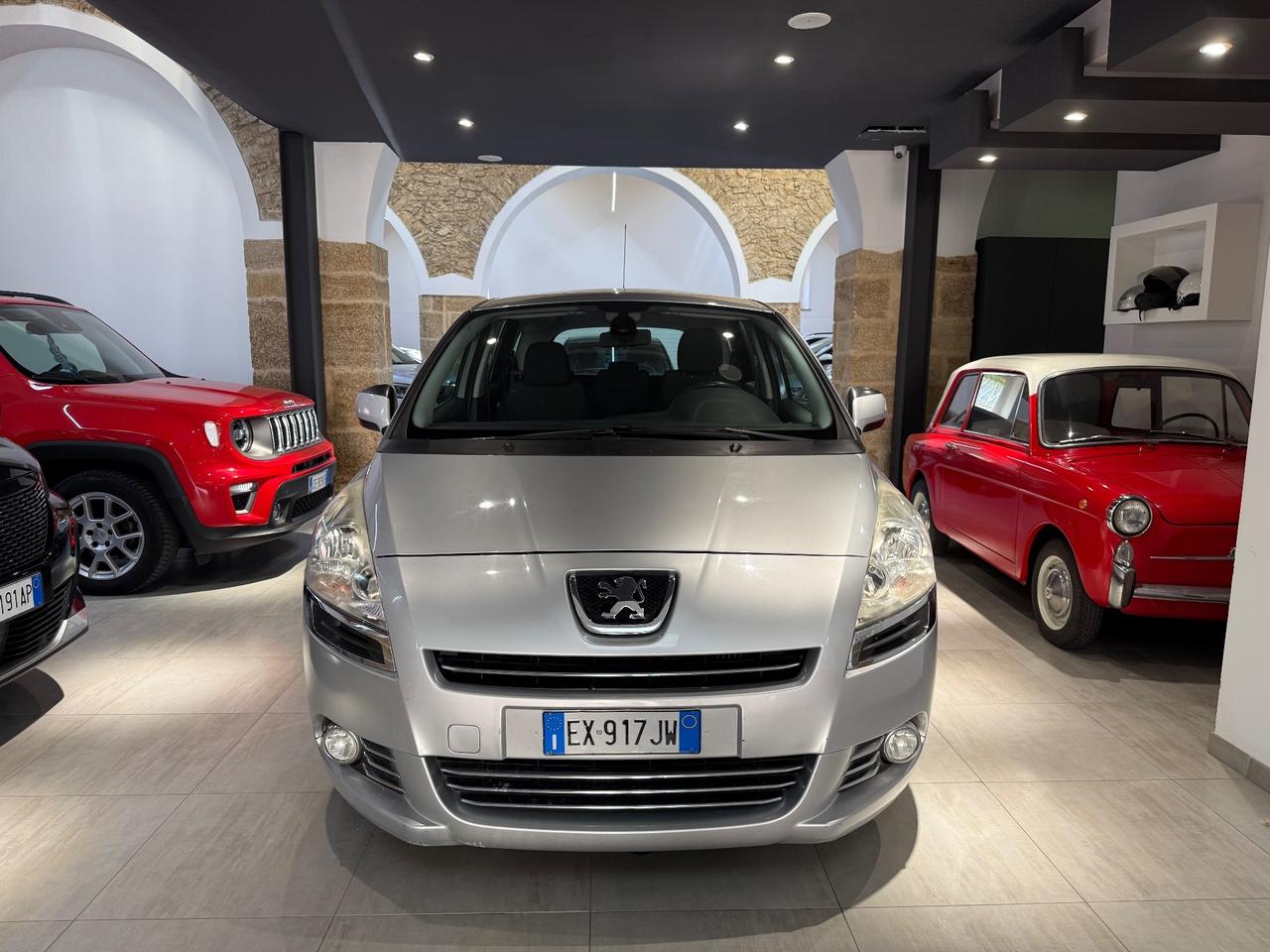 Peugeot 5008 2.0 HDi 150CV Tecno